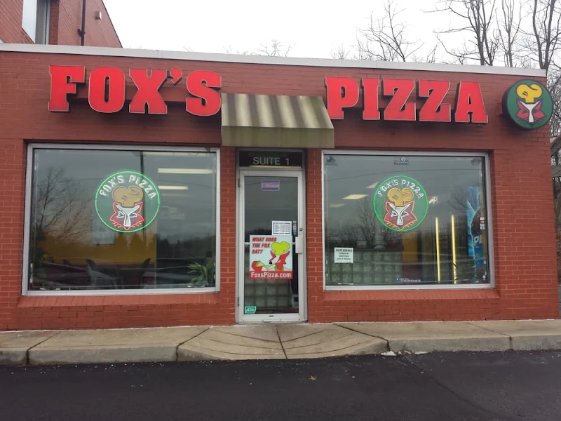 Fox's Pizza Den
