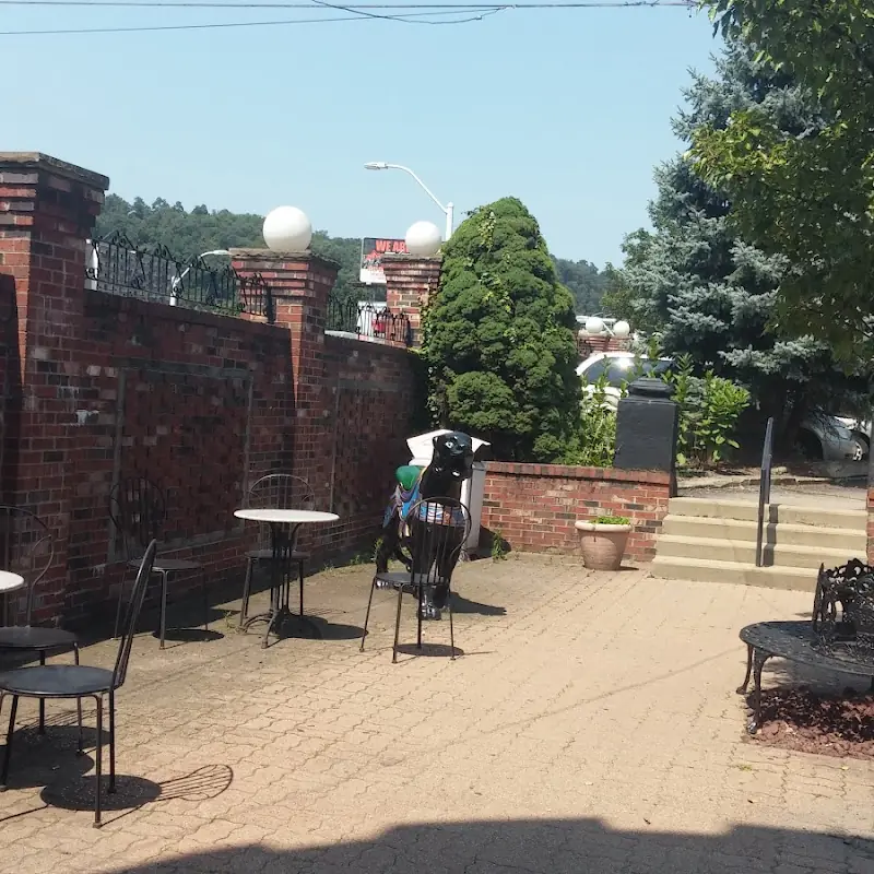Froehlich's Classic Corner