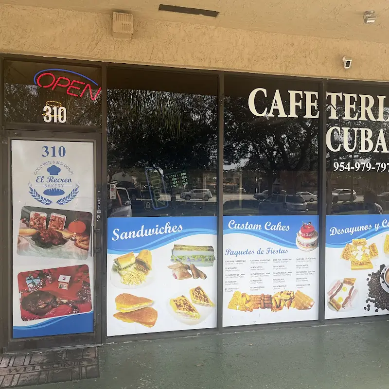 El Recreo Bakery