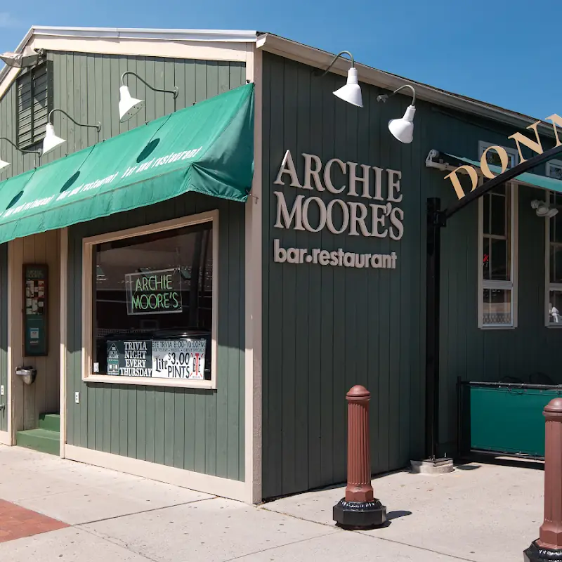 Archie Moore's Bar & Restaurant