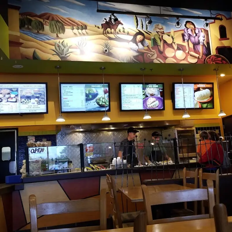Salsarita's Fresh Mexican Grill