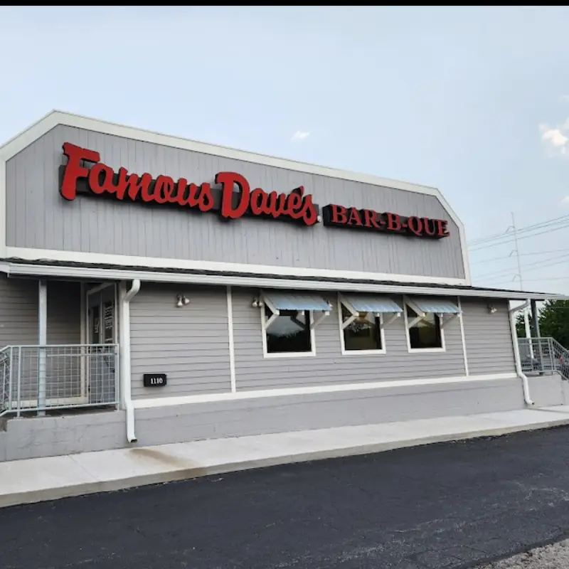 Famous Dave's Bar-B-Que