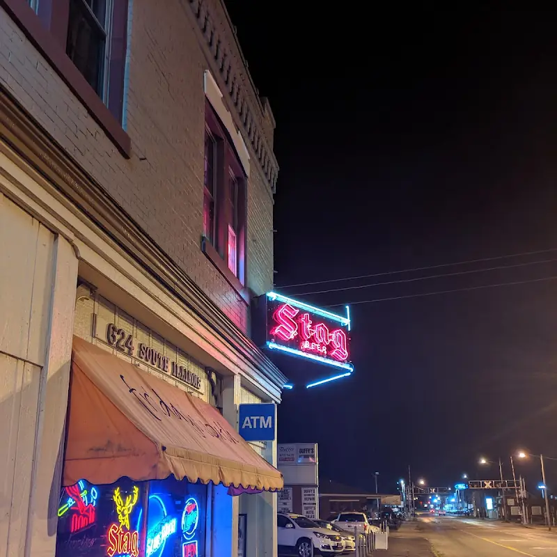 Friday's South Bar & Grill