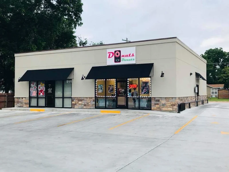 Donuts Donuts