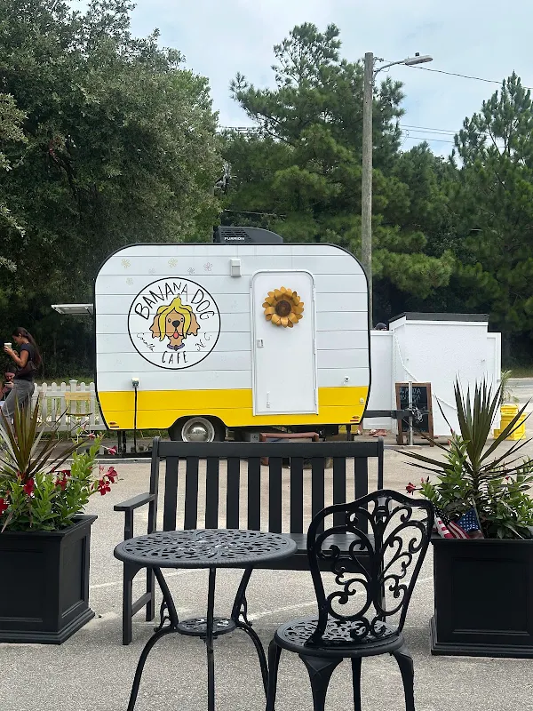 Banana Dog Cafe