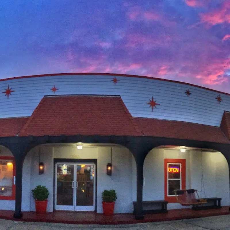 Lucky 12 Tavern