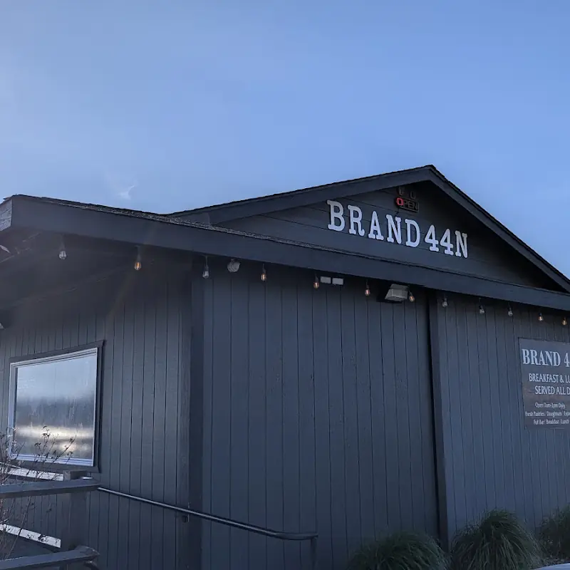 Brand 44° N