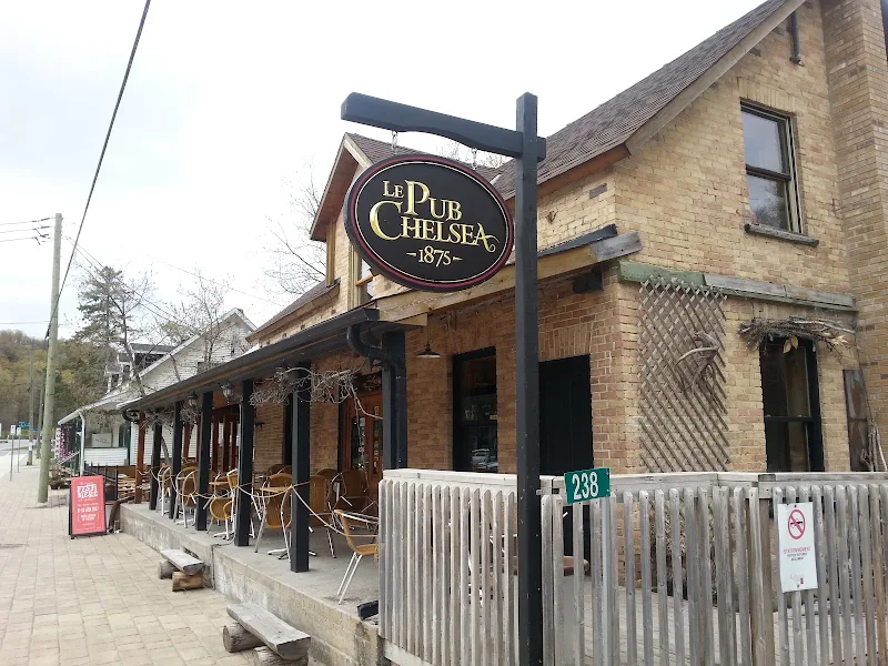 Chelsea Pub