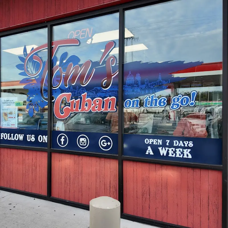 Tom's Cuban on the Go