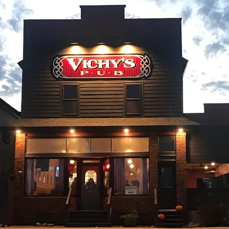 Vichy's Pub