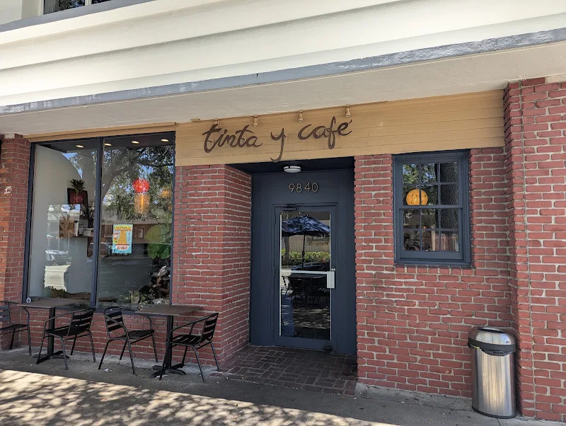 Tinta Y Cafe - Miami Shores