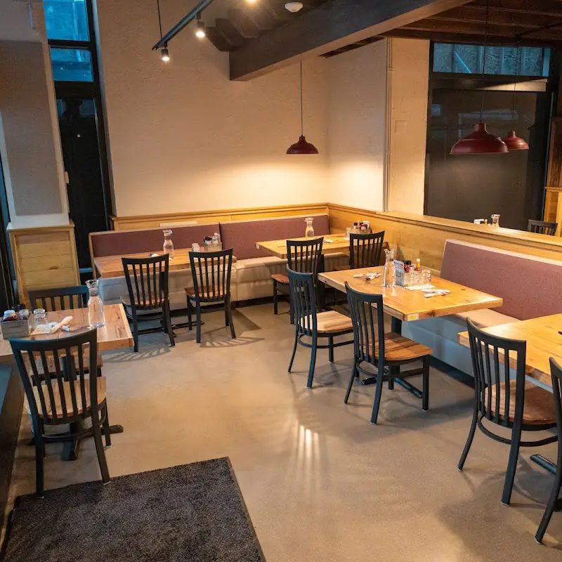 Egg Harbor Cafe