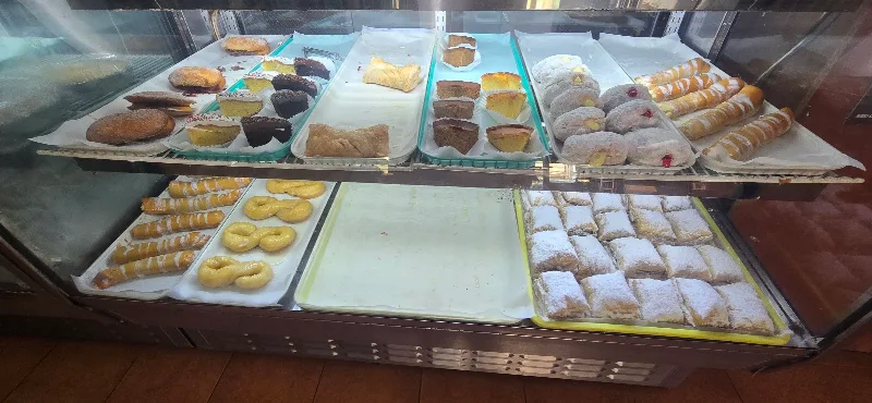 MERCADO'S BAKERY
