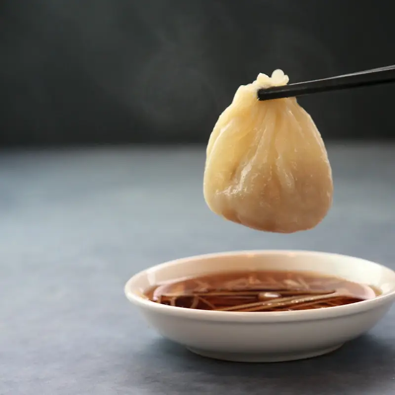 S20. Steamed Chicken & Shiitake Baos (3 pcs) 鸡肉包