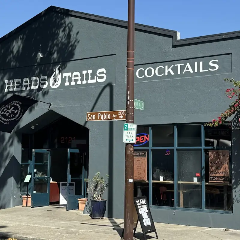 Heads and Tails Barbecue