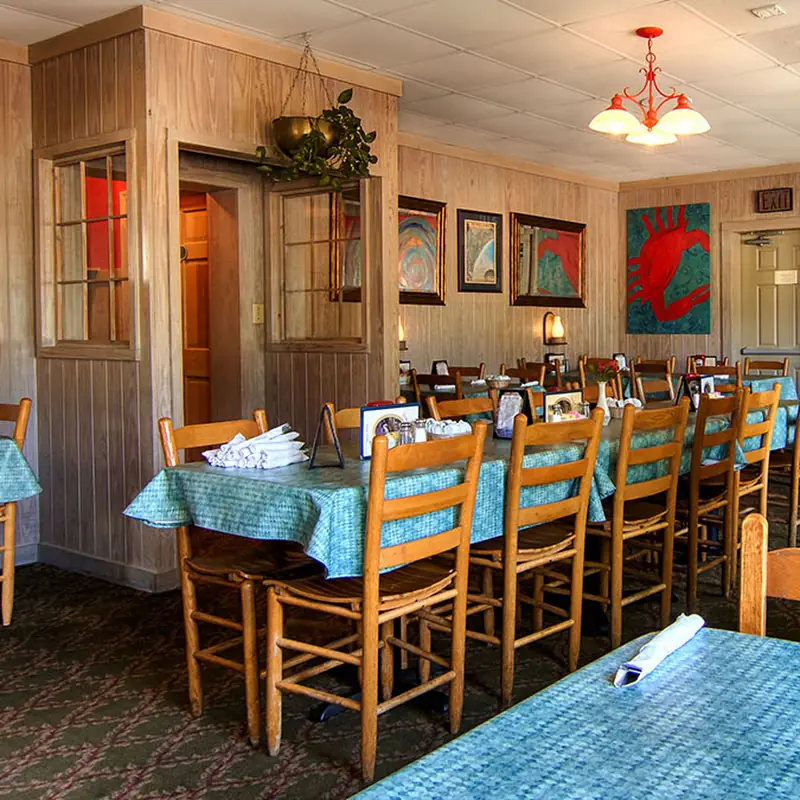 Lee's Inlet Kitchen
