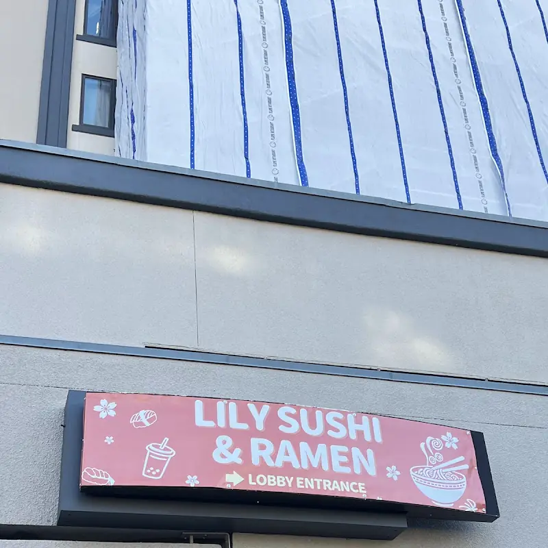 Lily Sushi & Ramen