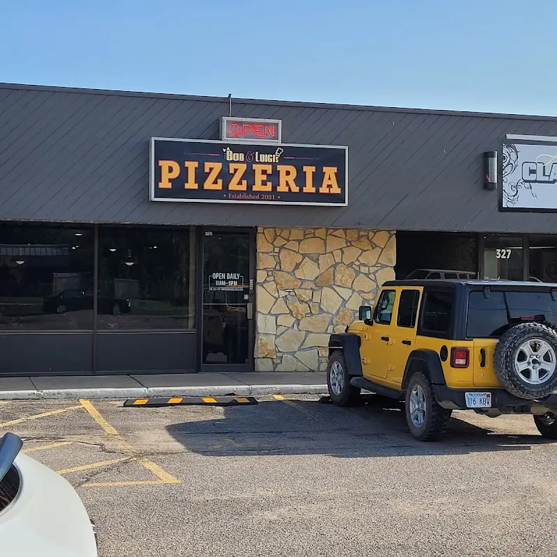 Bob & Luigi's Pizzeria