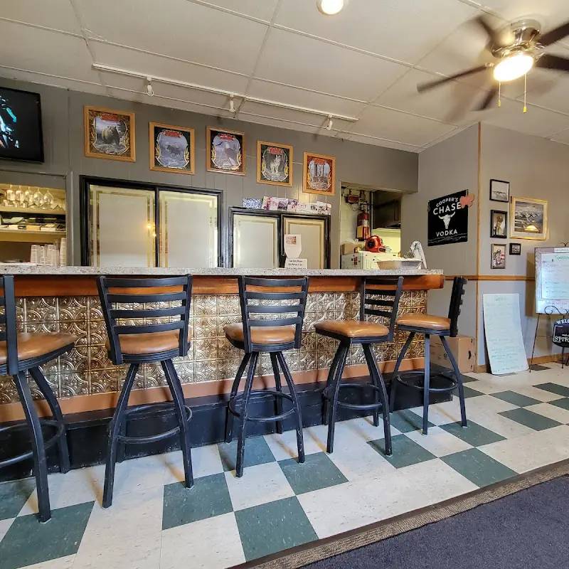 Uptown Restaurant & Lounge