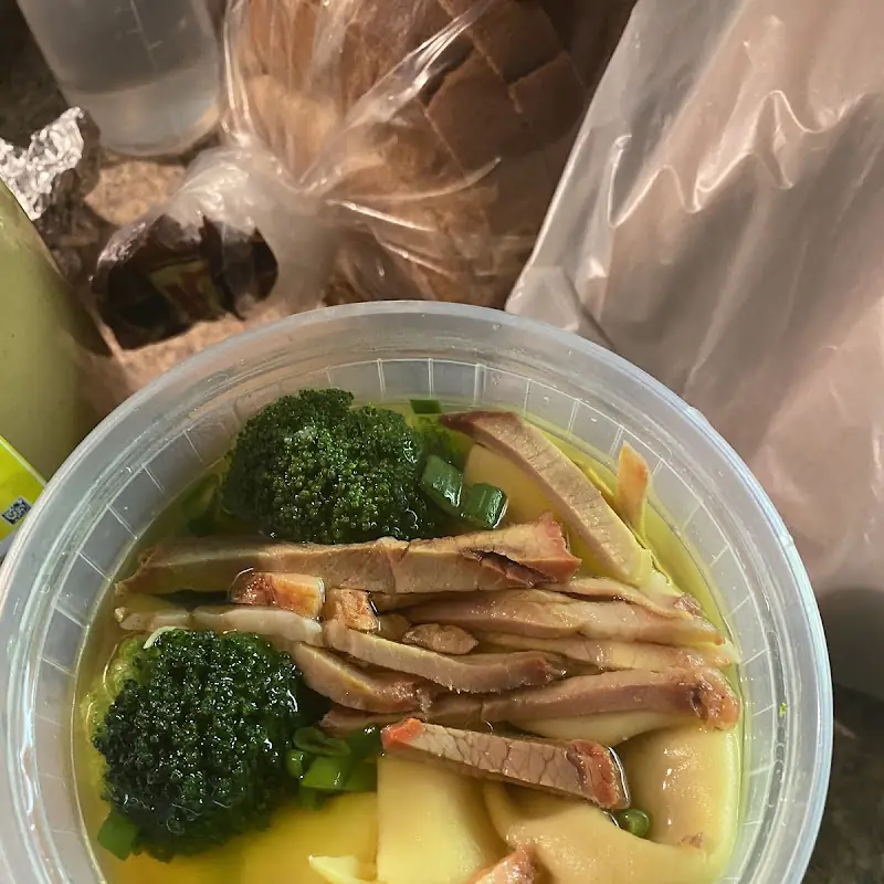 Hot & Sour Soup 酸辣汤