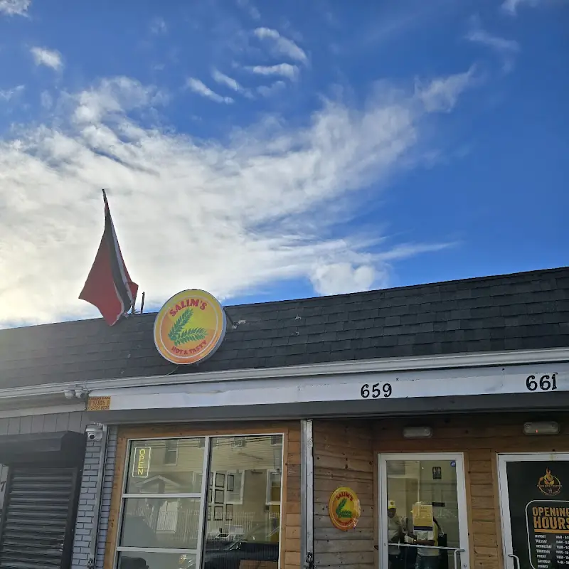 Salim's Hot & Tasty