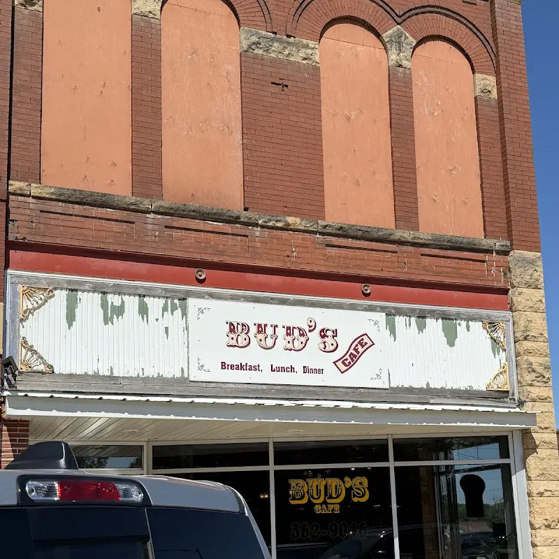 Bud's Cafe | Breakfast • Lunch