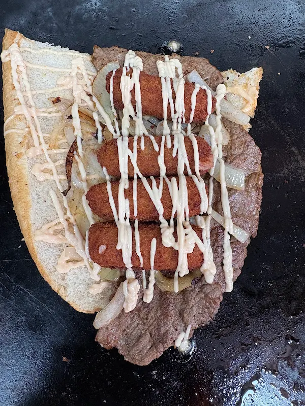 Tata’s Food Truck