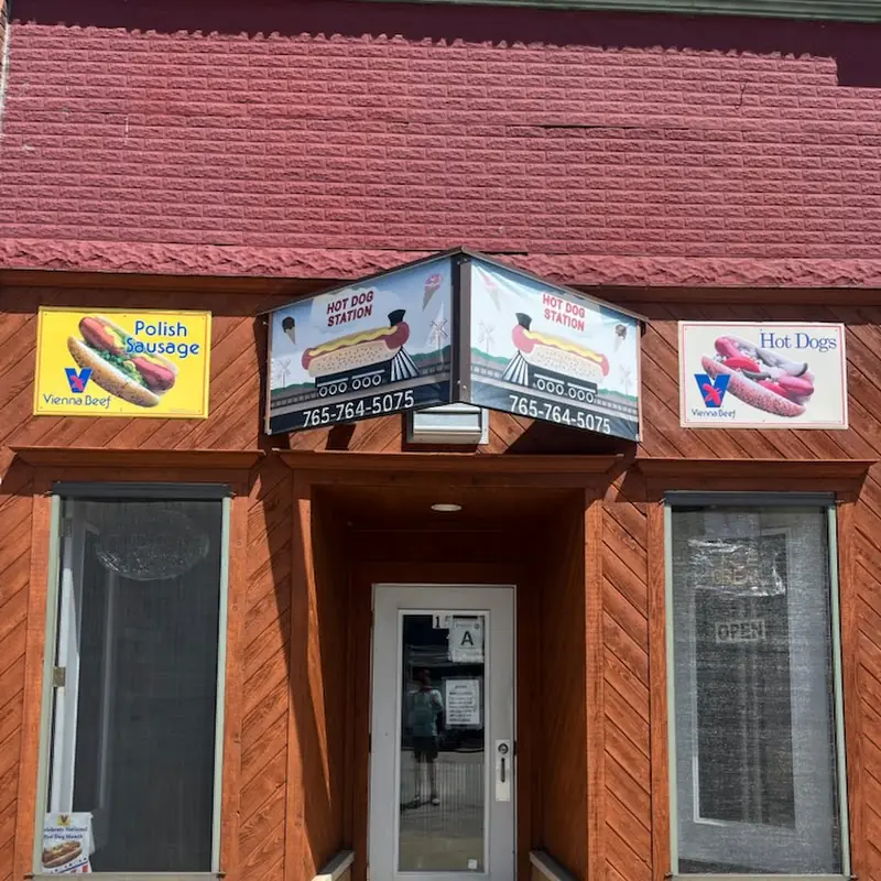 Hot dog station