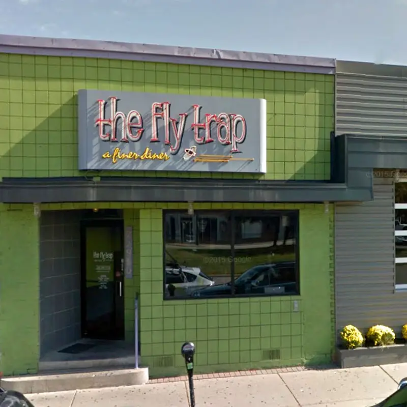The Fly Trap a Finer Diner