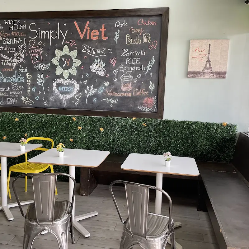 Simply Viet