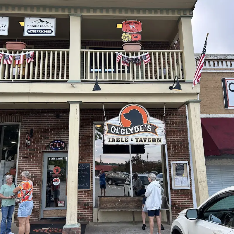 Ol’ Clyde's Table and Tavern