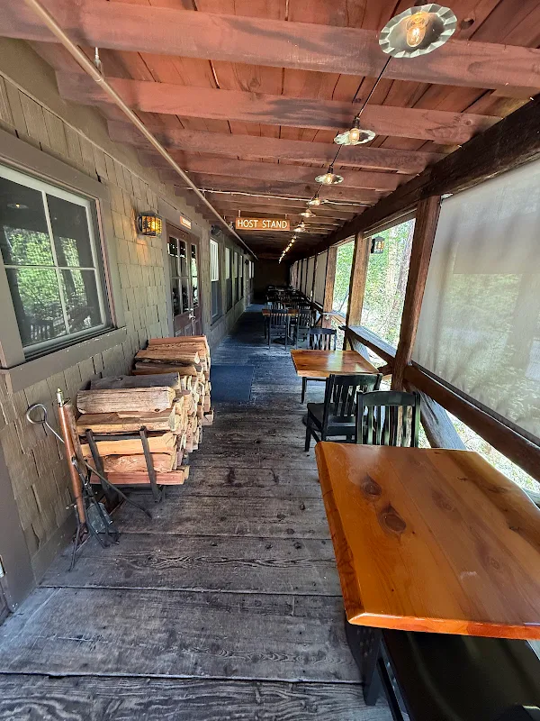 Evergreen Pub