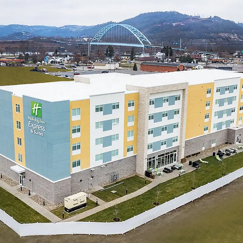 Holiday Inn Express & Suites Moundsville, an IHG Hotel