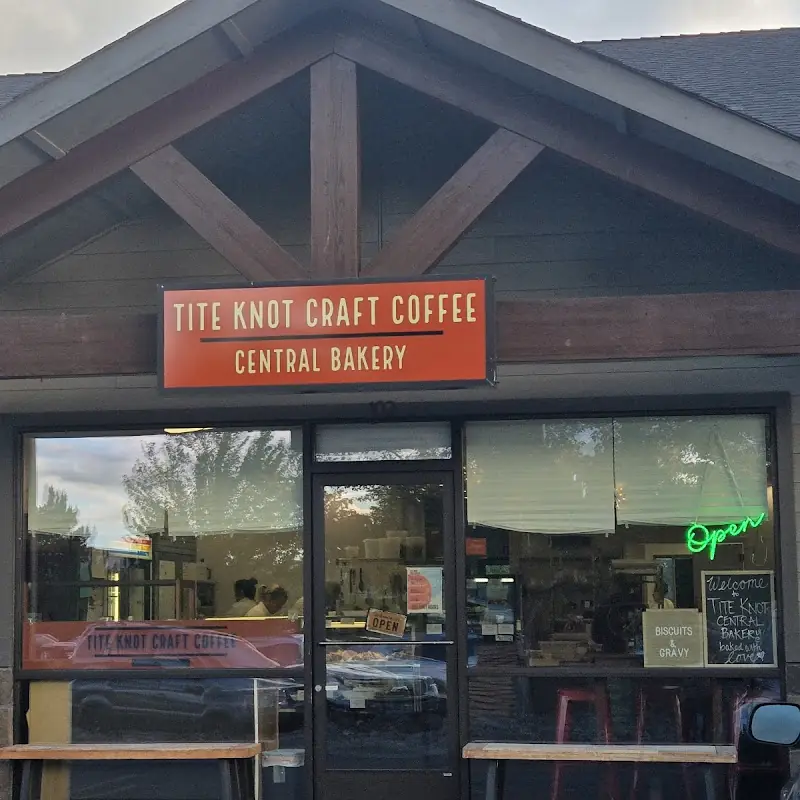 Tite Knot Craft Coffee - Central Bakery