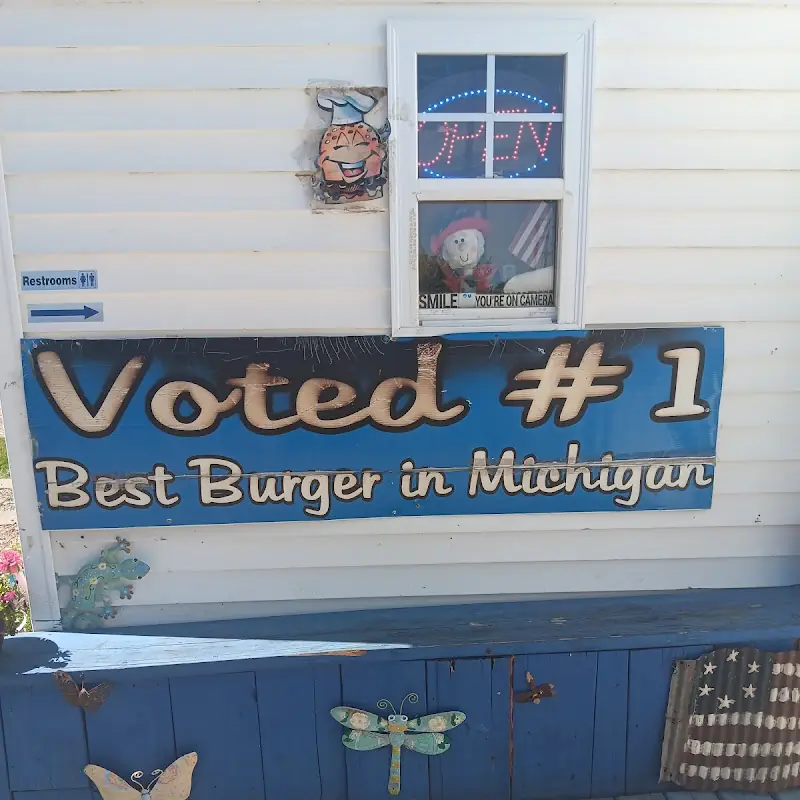 Laura's Little Burger Joint