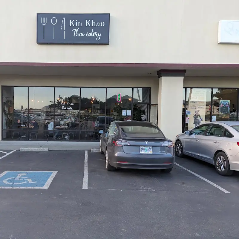 Kin Khao Thai Eatery