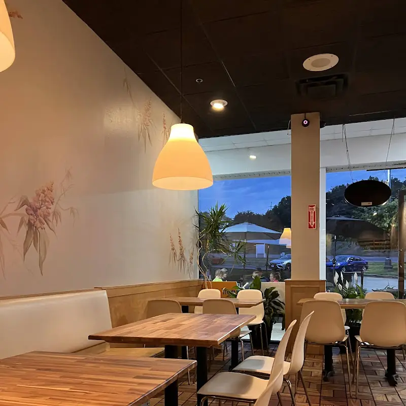 Mango Tree Thai & Sushi