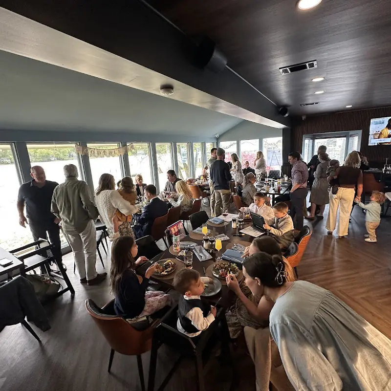 Lake Drive Tavern