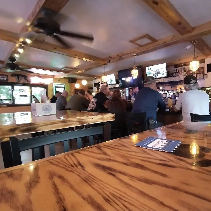Grizzly’s Pub & Grill