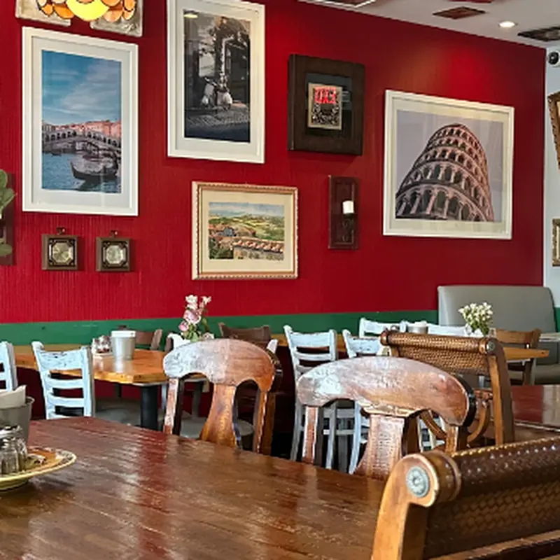 Amici Trattoria Italian