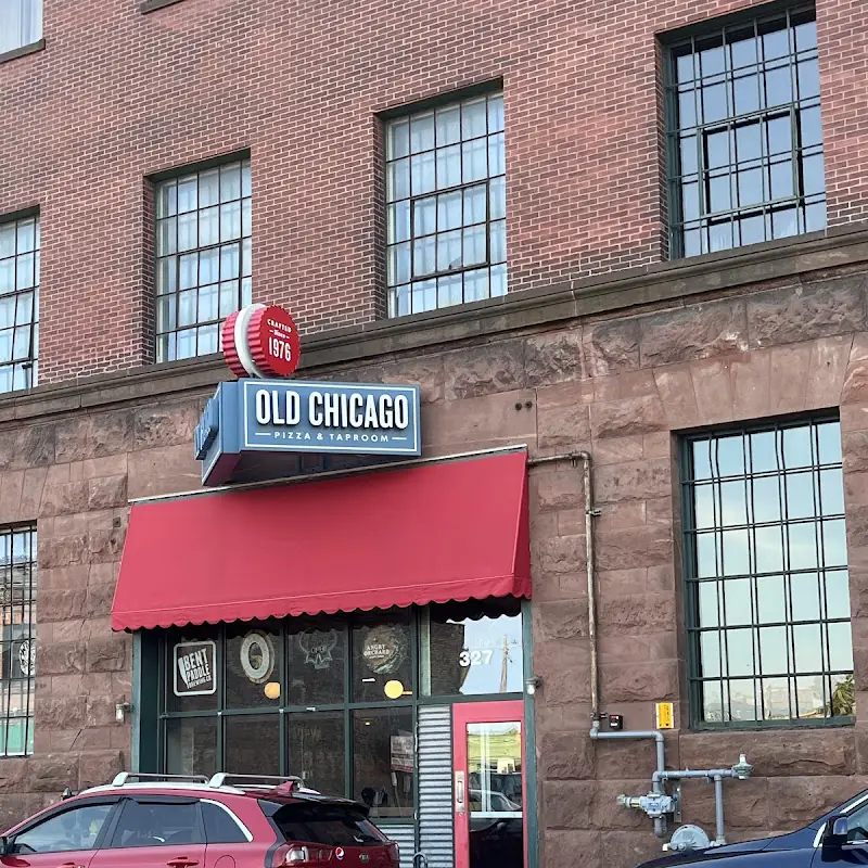 Old Chicago Pizza + Taproom