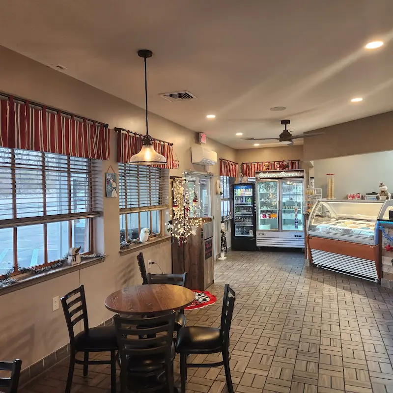 Fiore's Chill-n-Grill Cafe