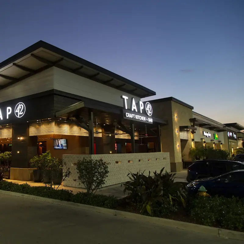 Tap 42 Craft Kitchen & Bar - Davie