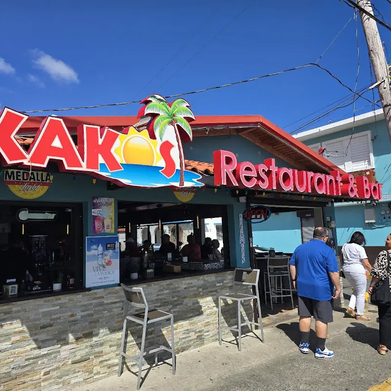 Ikakos Bar and Restaurant