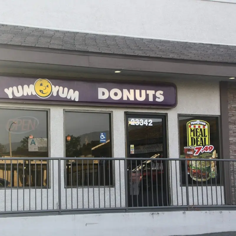 Yum Yum Donuts