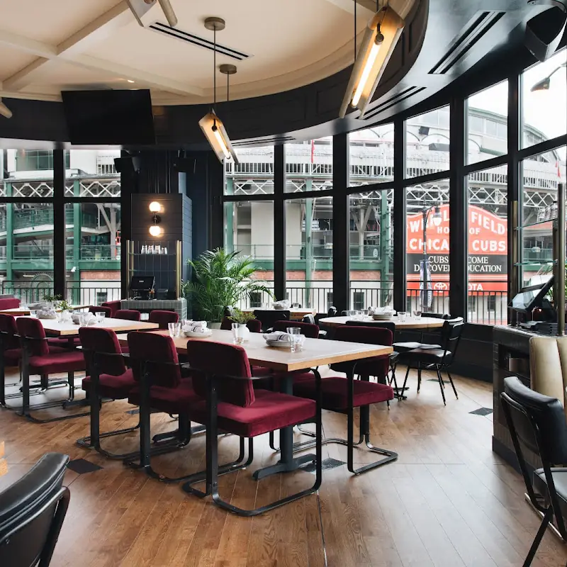 Swift Tavern - Wrigleyville