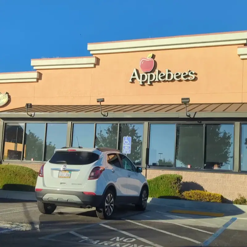 Applebee's Grill + Bar