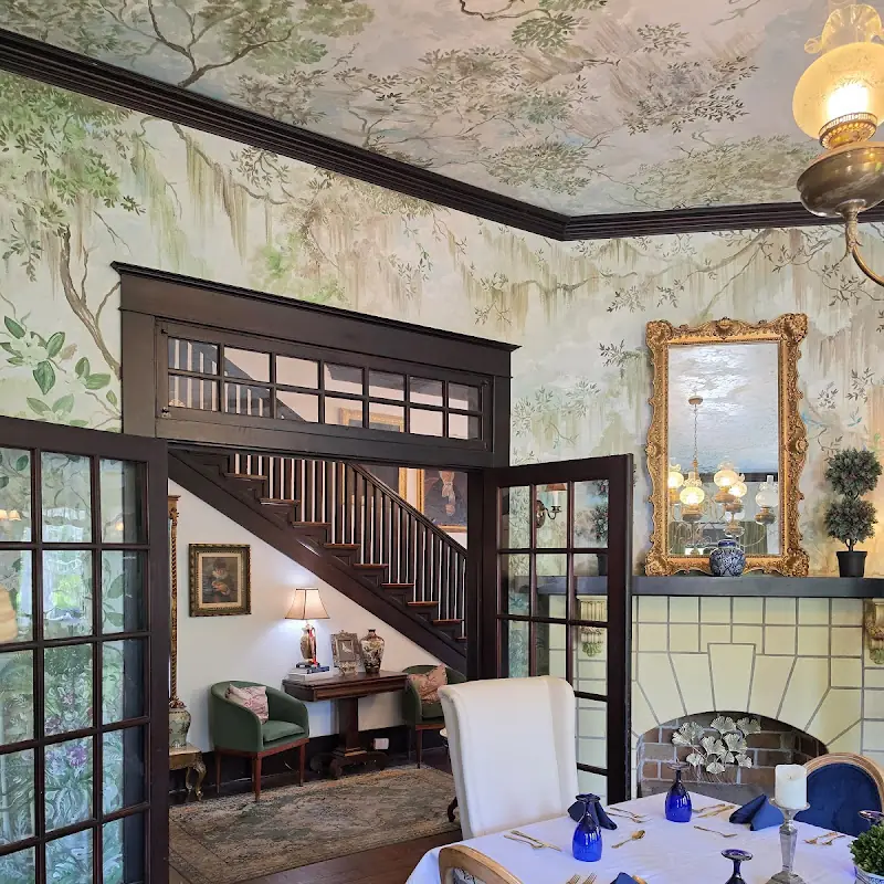 The Thompson House Inn