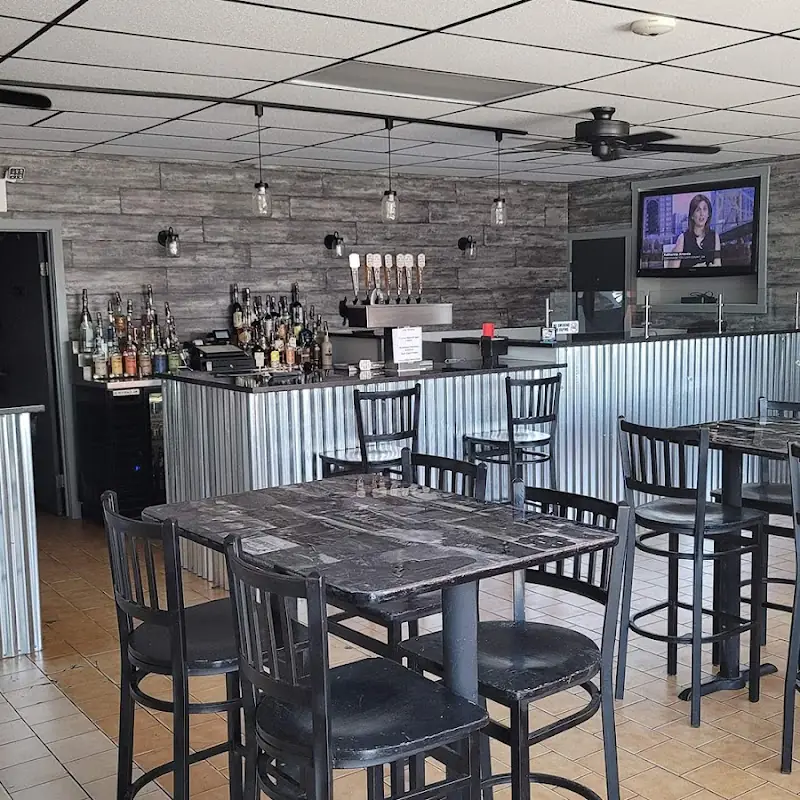 Capri Pizza & Brew Pub
