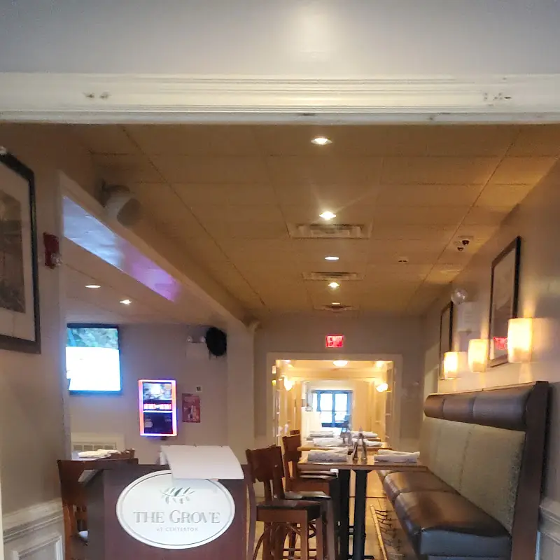 Ten22 Tavern